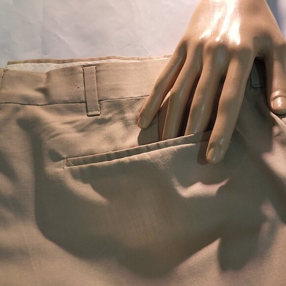 Haggar Casual Wear, Not Worn, Men's size 36x32, Tan Pants - Picture 7 of 10
